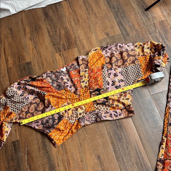 Truth Multicolor Patchwork Design - Picture 10 of 16